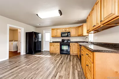 1548 Arapahoe Street, Strasburg, CO 80136 - Photo 11