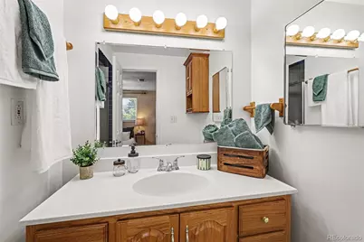1601 N Dunkirk Street, Aurora, CO 80011 - Photo 7