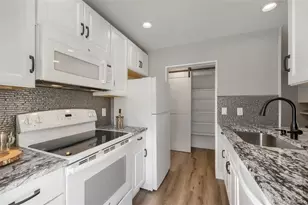 532 Oakwood Dr, Castle Rock, CO 80104 - Photo 7