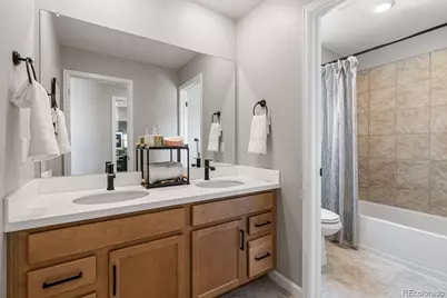 336 N Bersshine Court, Watkins, CO 80137 - Photo 23
