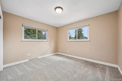 8705 E Radcliff Avenue, Denver, CO 80237 - Photo 31