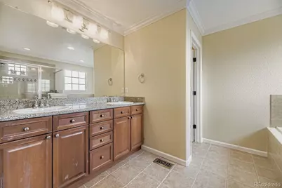 9615 W Hinsdale Place, Littleton, CO 80128 - Photo 19