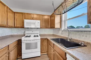 511 Sterling Ln, Dacono, CO 80514 - Photo 7