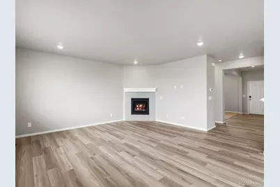 8927 Salida Street, Commerce City, CO 80022 - Photo 9