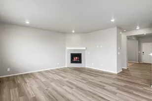 8927 Salida St, Commerce City, CO 80022 - Photo 9