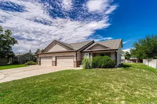 1112 Country Acres Ct, Johnstown, CO 80534 - Photo 1