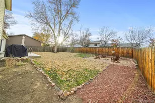 8635 W Teton Ave, Littleton, CO 80128 - Photo 23