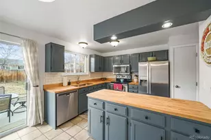 8635 W Teton Ave, Littleton, CO 80128 - Photo 7