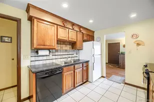 8653 W Hawaii Dr, Lakewood, CO 80232 - Photo 9
