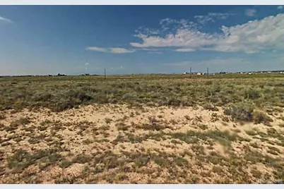 872 E Loma Drive, Pueblo, CO 81007 - Photo 1