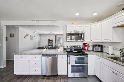 7155 S Dover Court, Littleton, CO 80128 - Photo 13