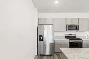 1622 Riverplace Dr, Windsor, CO 80550 - Photo 9