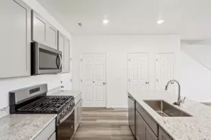 1622 Riverplace Dr, Windsor, CO 80550 - Photo 11