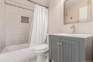 18820 E Hawaii Dr, Aurora, CO 80017 - Photo 17