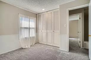 2514 S Elkhart St, Aurora, CO 80014 - Photo 17