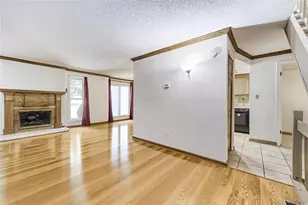 3055 S Macon Cir, Aurora, CO 80014 - Photo 5