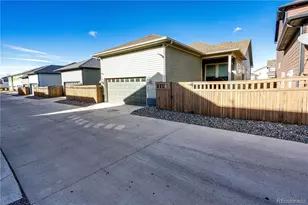 21584 E 59th Dr, Aurora, CO 80019 - Photo 33
