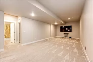 21584 E 59th Dr, Aurora, CO 80019 - Photo 27