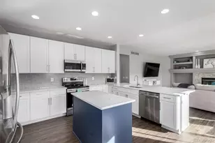 7823 Rampart Way, Littleton, CO 80125 - Photo 11