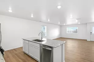 21266 E 65th Dr, Aurora, CO 80019 - Photo 9