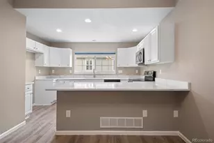 9522 Silver Spur Ln, Highlands Ranch, CO 80130 - Photo 11