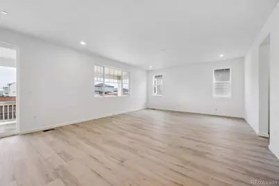 9161 Telluride Court, Commerce City, CO 80022 - Photo 11