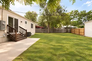 1967 Macon St, Aurora, CO 80010 - Photo 25