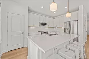 9457 E 52nd Ave, Denver, CO 80238 - Photo 17