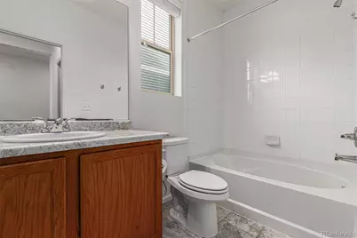 10536 Racine Way, Commerce City, CO 80022 - Photo 11