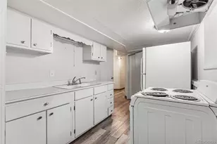 1117 16th St, Greeley, CO 80631 - Photo 23