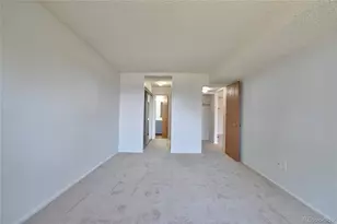 481 S Kalispell Way, Aurora, CO 80017 - Photo 7