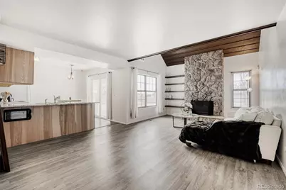 2621 S Xanadu Way #B, Aurora, CO 80014 - Photo 3