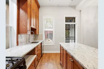 2440 Stout Street, Denver, CO 80205 - Photo 17