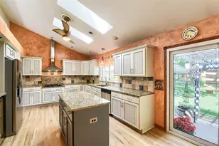 9210 Sugarstone Cir, Littleton, CO 80130 - Photo 9