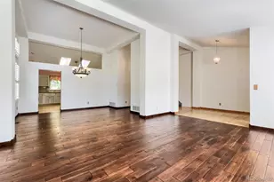 9210 Sugarstone Cir, Littleton, CO 80130 - Photo 7