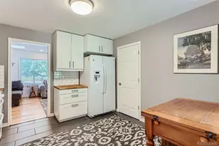 1525 S Bellaire St, Denver, CO 80222 - Photo 7