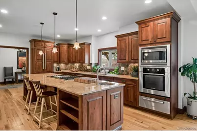 8830 W Bear Creek Drive, Lakewood, CO 80227 - Photo 11