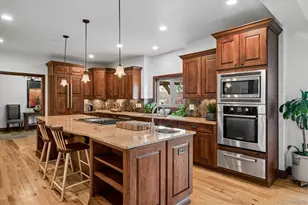 8830 W Bear Creek Dr, Lakewood, CO 80227 - Photo 11