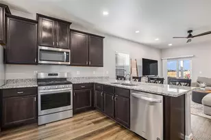 18111 E 89th Pl, Commerce City, CO 80022 - Photo 9