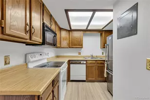 15350 E Arizona Ave, Aurora, CO 80017 - Photo 5