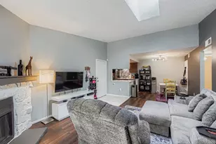 908 S Walden Way, Aurora, CO 80017 - Photo 7