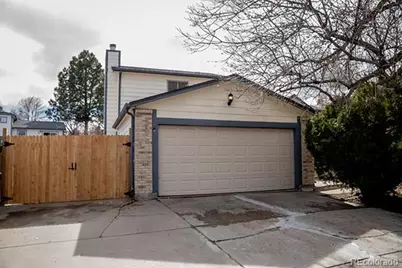3564 S Pitkin Circle, Aurora, CO 80013 - Photo 3