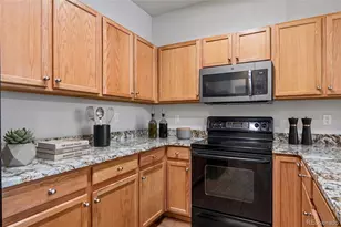 4442 S Auckland Ct, Aurora, CO 80015 - Photo 5