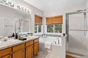 4442 S Auckland Ct, Aurora, CO 80015 - Photo 7