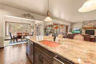 1429 Gore Cir, Larkspur, CO 80118 - Photo 15