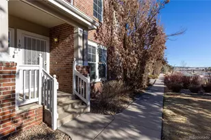 6701 S Versailles Way, Aurora, CO 80016 - Photo 23