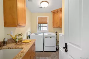 445 Madison Street N, Denver, CO 80206 - Photo 33