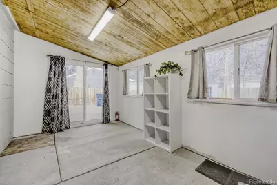 740 Newark Street, Aurora, CO 80010 - Photo 23