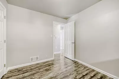 740 Newark Street, Aurora, CO 80010 - Photo 15