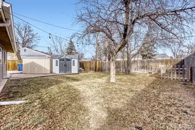740 Newark Street, Aurora, CO 80010 - Photo 23